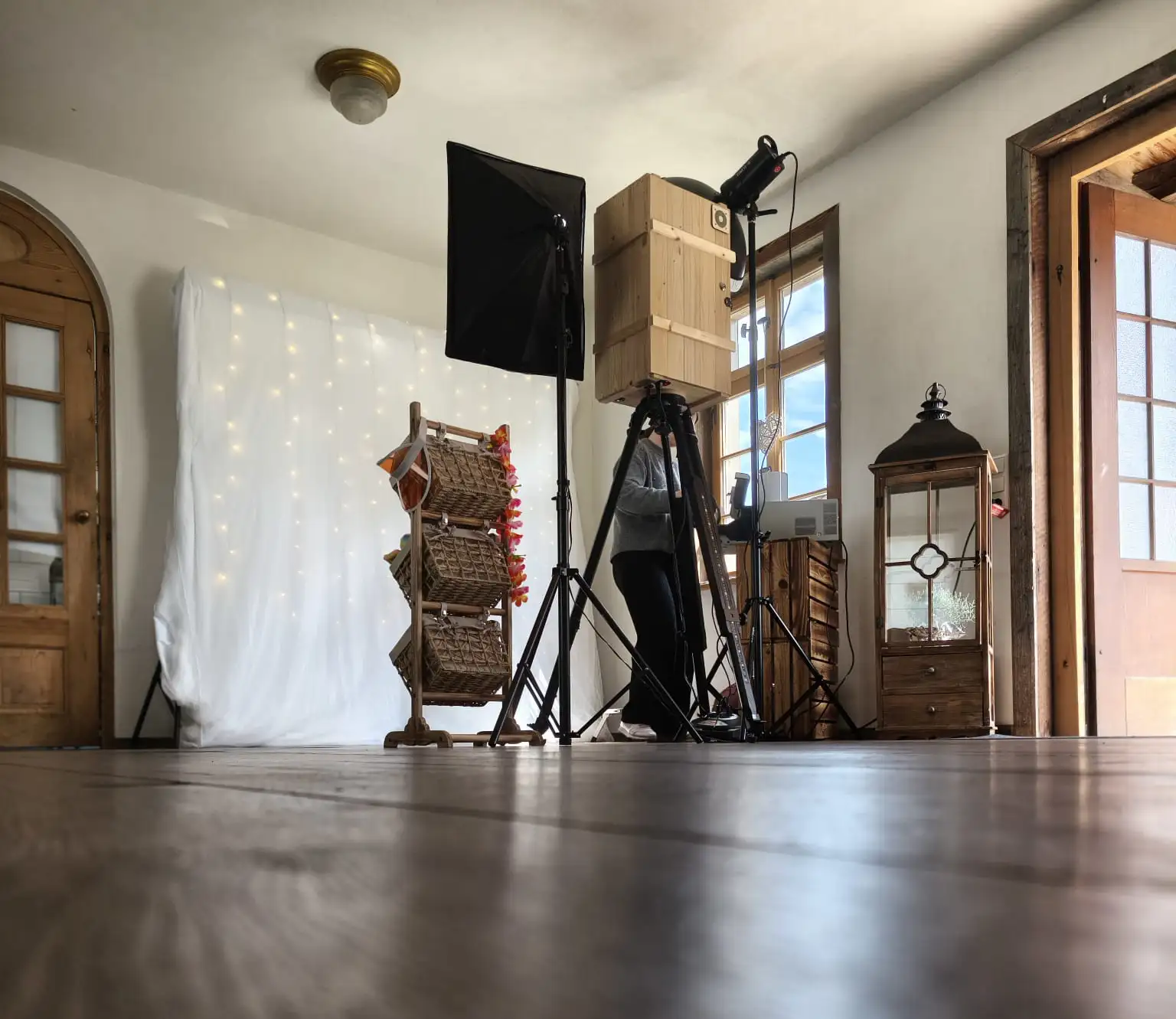 Fotobox mieten in Heidenheim. Ansicht von Heidenheim mit der imposanten Burg Hellenstein im Hintergrund, umgeben von malerischer Natur. Perfekte Kulisse für unvergessliche Events und Hochzeiten.